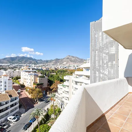 Holidays2benal Terraza Solarium Apartment *