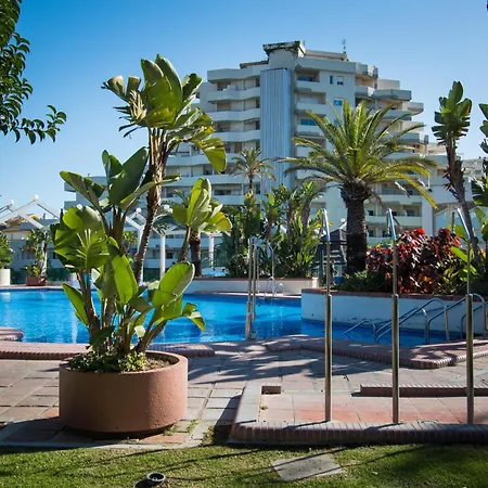 Holidays2benal Terraza Solarium Apartment *